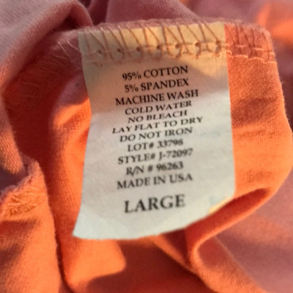 Stretchy Spandex Sleeveless Shirt - Picture 4 of 4